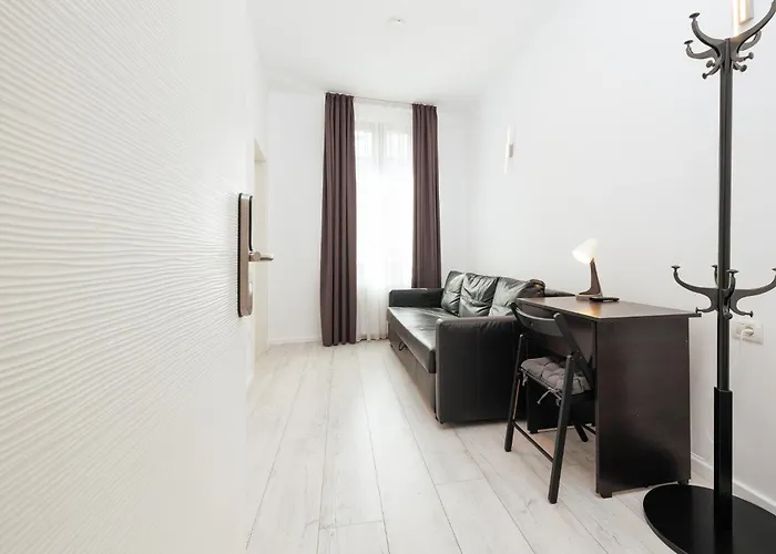 公寓 Romana House 1 *