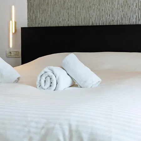 Апартаменти Romana House 1